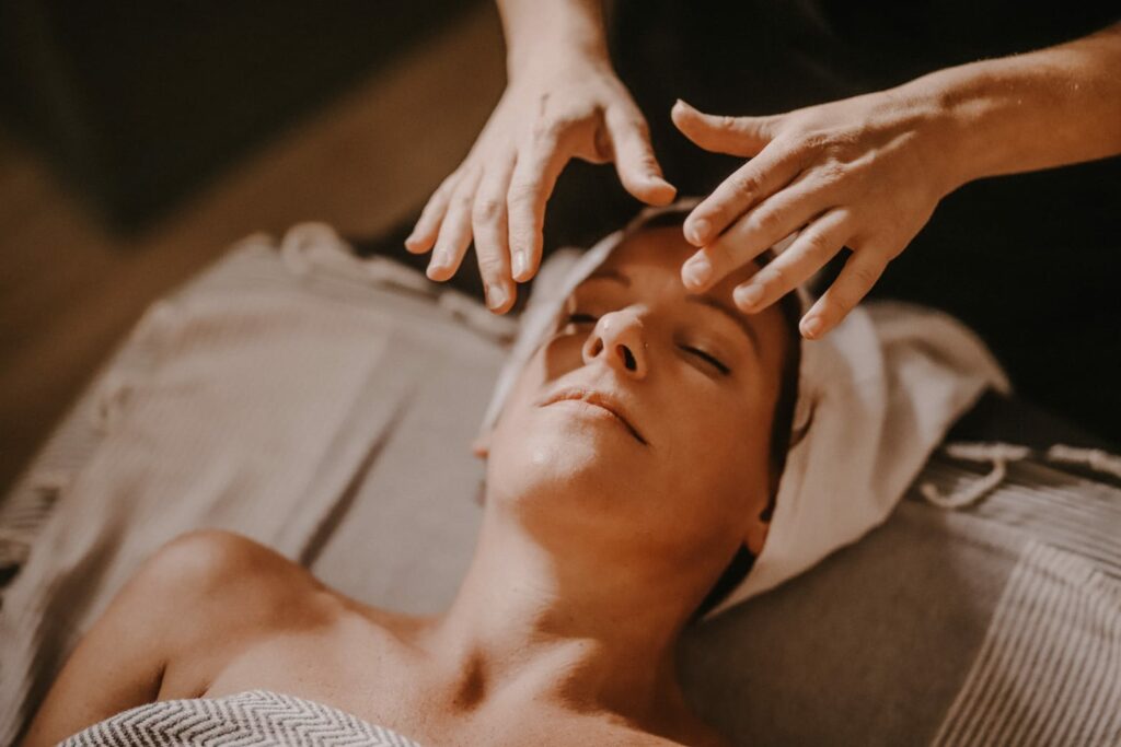 Sagesse Vegetale Soins Et Atelier Bien Etre Reville WhatsApp Image 2026 02 18 At 12.13.48 1